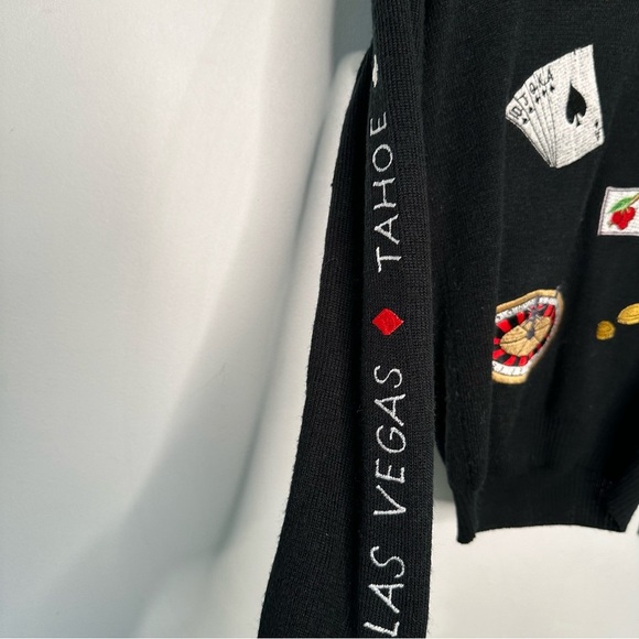 Cyn Les | Vintage Black Embroidered Gambling Novelty Sweater - Picture 4 of 6